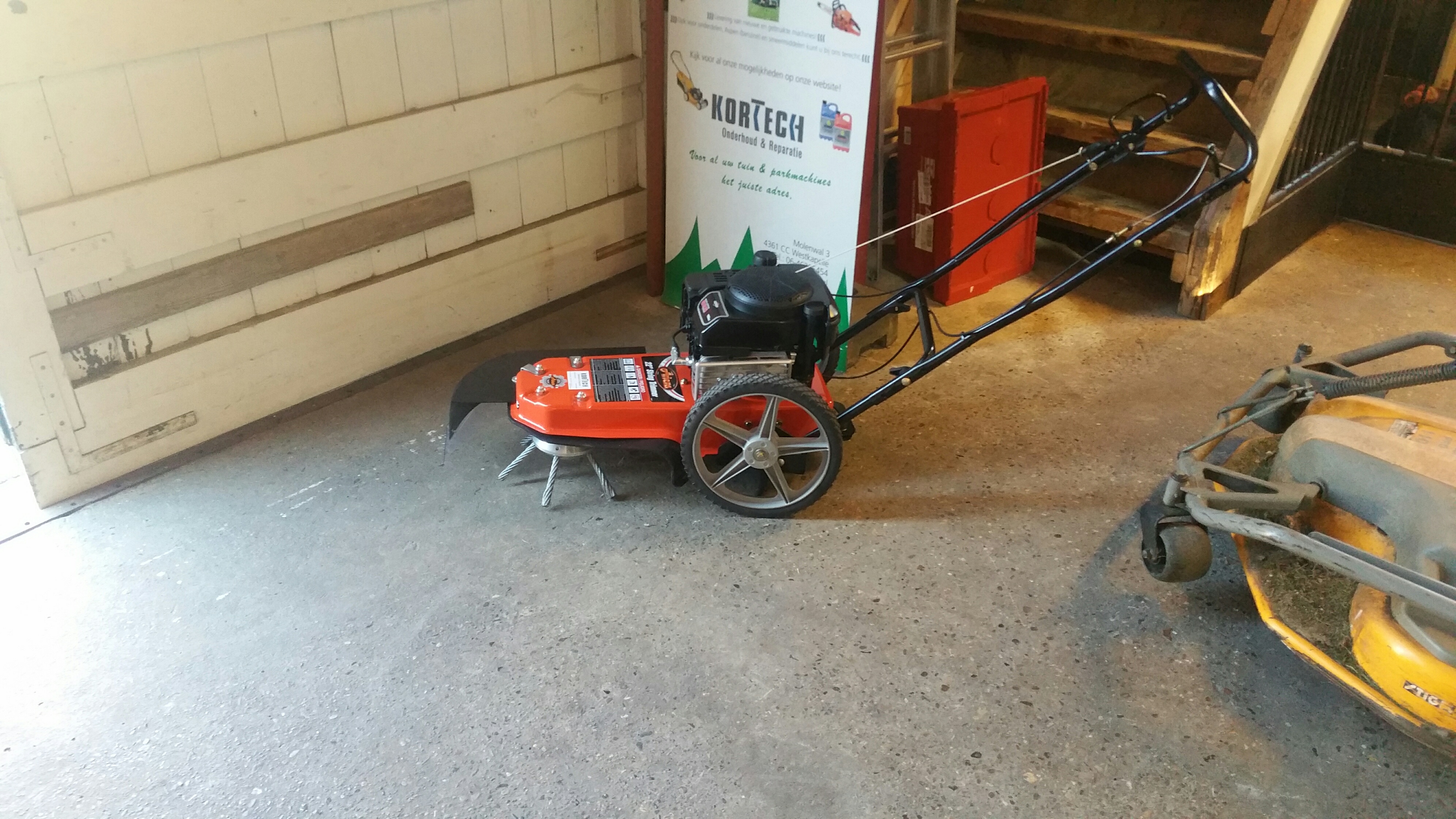 Afbeelding Ariens onkruidborstel